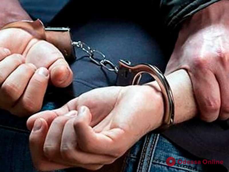 В Аккермане задержали разыскиваемого за грабеж преступника