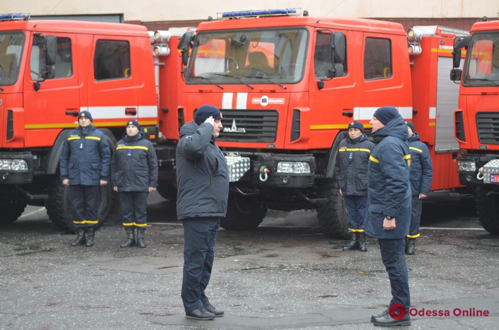 Одесские спасатели получили новые пожарные машины