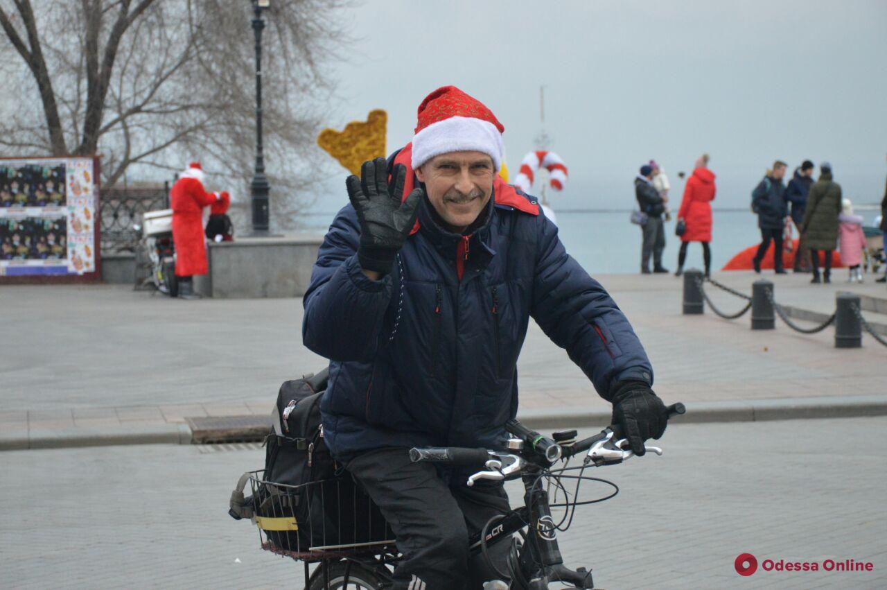 В Одессе прошел «сладкий» новогодний велопробег