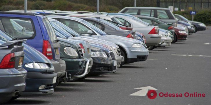 На Ришельевской за 4 месяца зафиксировали более 10 тысяч случаев нарушений правил парковки
