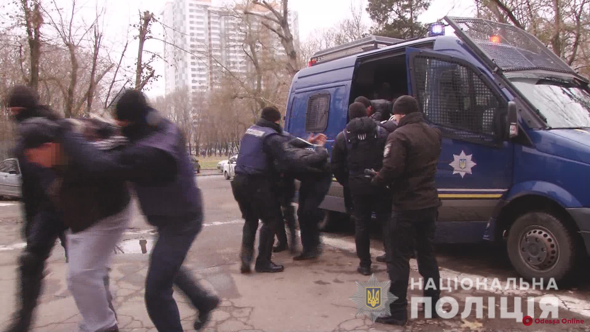 Полиция задержала участников потасовки на Педагогической (видео)