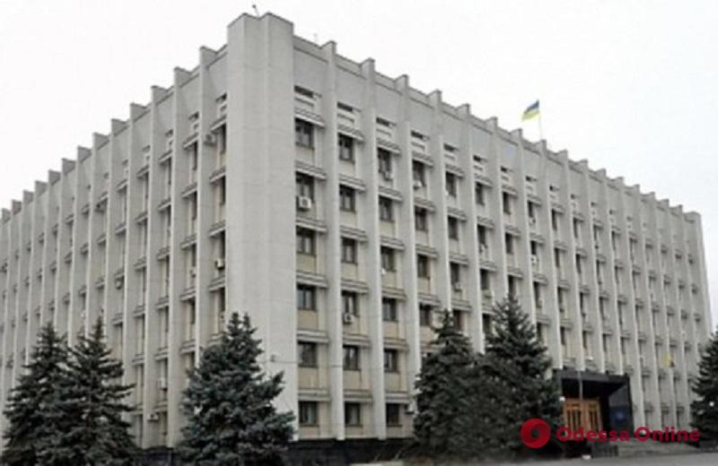 Депутаты Одесского облсовета отказались передать активистам здание на Канатной