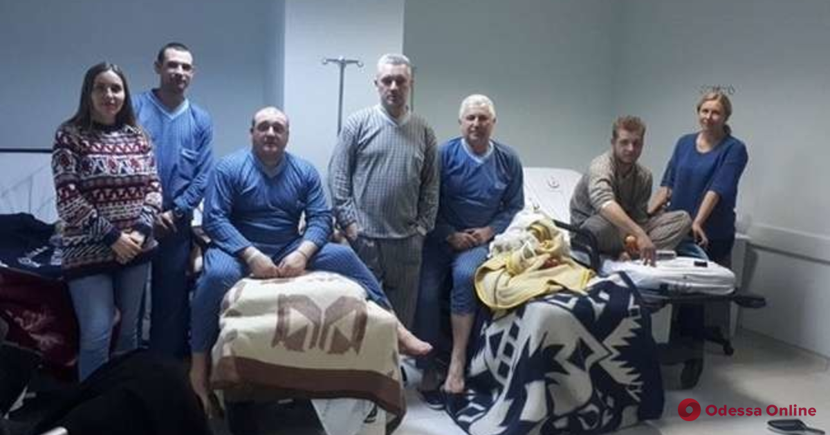 В Одессе встречали выживших членов экипажа затонувшего у берегов Турции судна