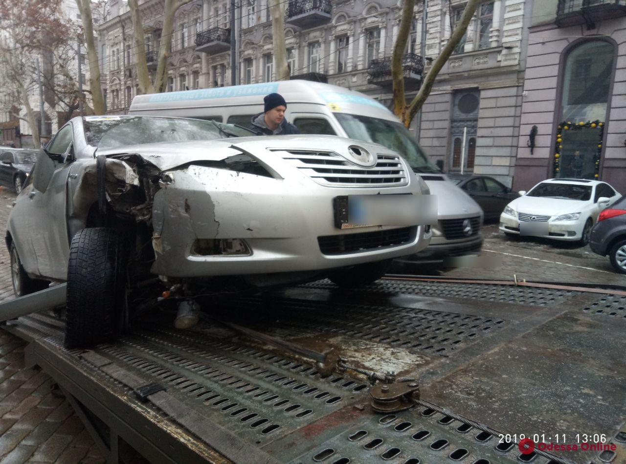 В центре Одессы столкнулись пять автомобилей