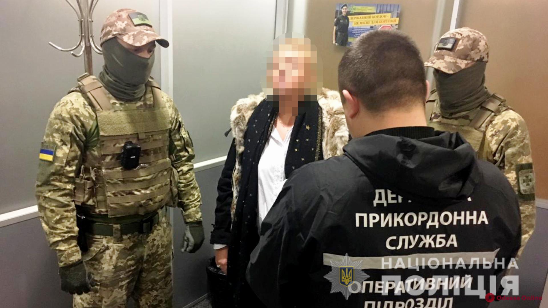 Одесский суд взял под стражу вербовщицу проституток