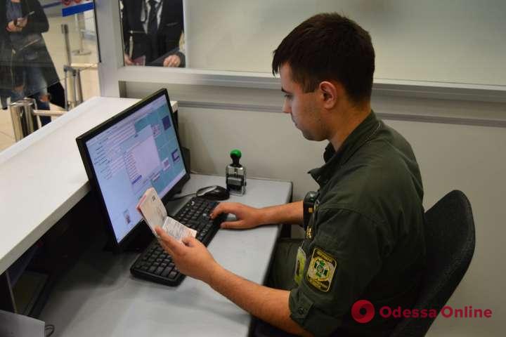 В Одесском аэропорту задержали россиянина с поддельными документами