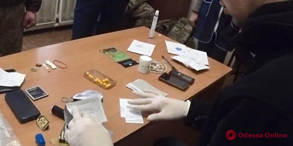 В Одесской области задержали пограничника-срочника за сбыт наркотиков