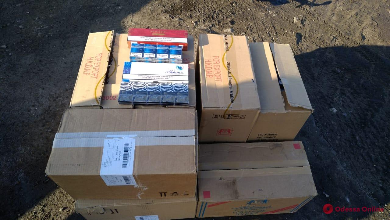В Одесской области обнаружили груз контрабандных сигарет на 100 тысяч гривен