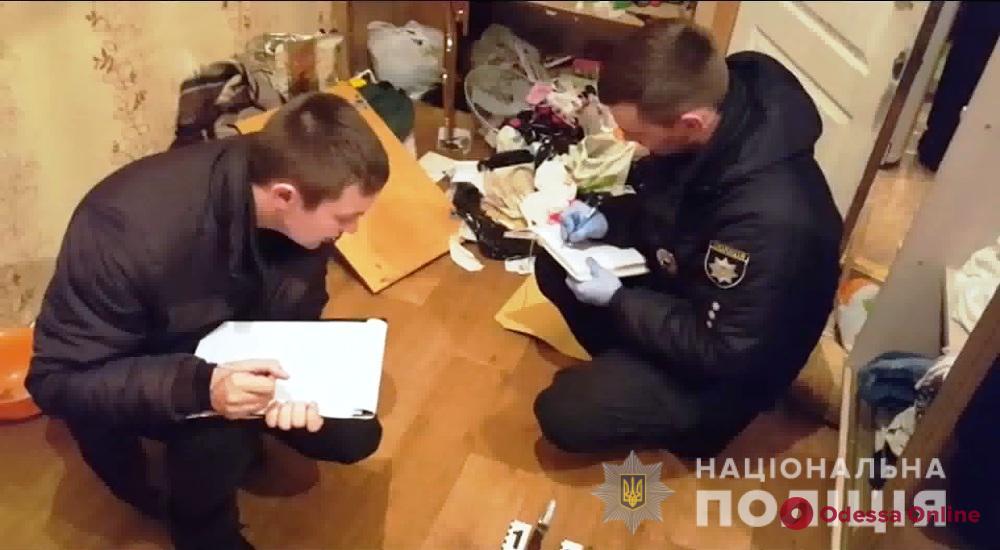 Одесситу грозит пожизненное заключение за нападение с ножом на полицейского