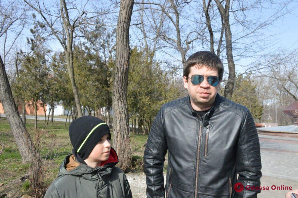 В парке Шевченко высадили аллею из сирени (фото)