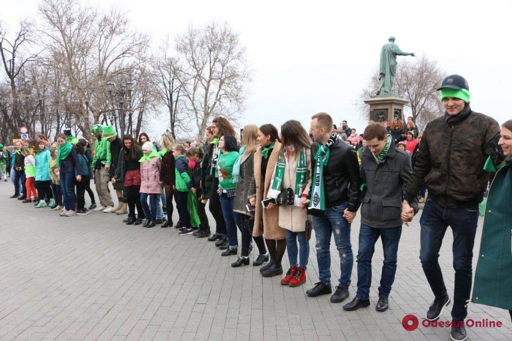 Самый зеленый праздник отметили сегодня в Одессе (фоторепортаж)
