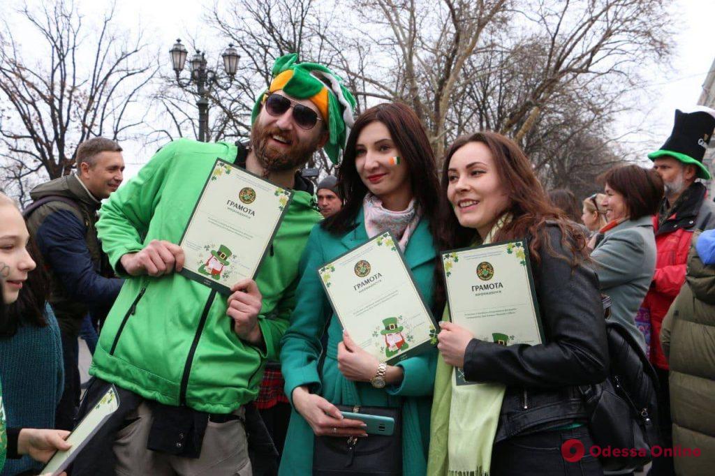 Самый зеленый праздник отметили сегодня в Одессе (фоторепортаж)