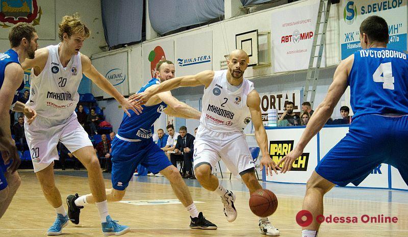 Баскетбол: «Одесса» и «Химик» по-разному завершили регулярный чемпионат Суперлиги