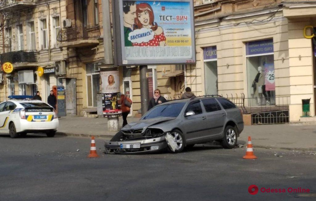 На Екатерининской произошло серьезное ДТП (обновлено)