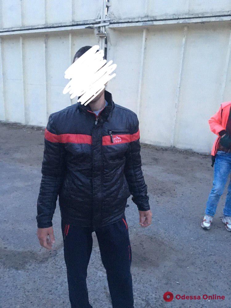 Одесская полиция задержала наркоторговку