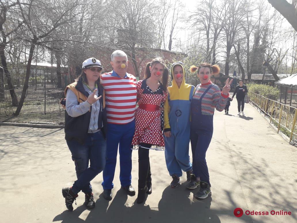 Гонки морских свинок и много смеха: в Одесском зоопарке отпраздновали Юморину