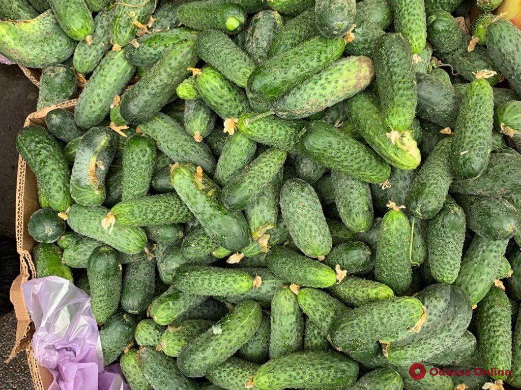 Цветная капуста, перец и авокадо: воскресные цены на Одесском «Привозе»