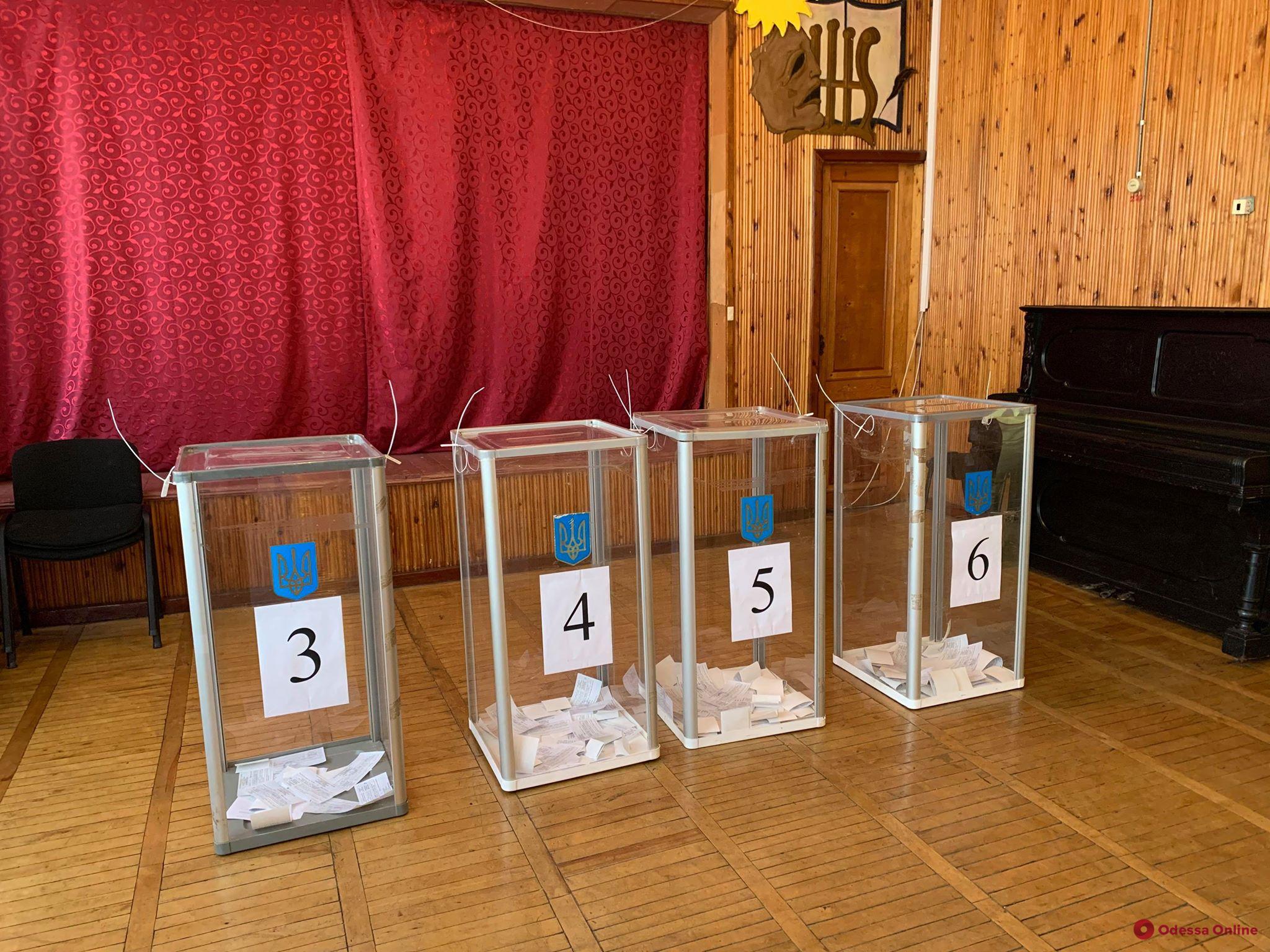 В Одесской области проголосовали около 44% избирателей
