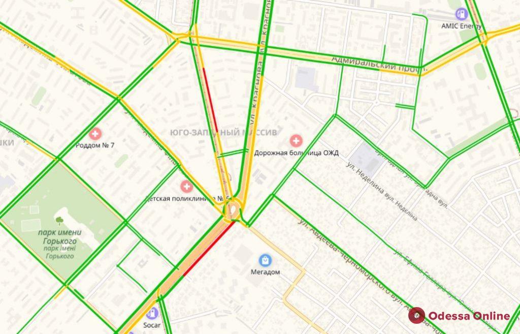Дорожная обстановка в Одессе: пробки в центре и на Таирова