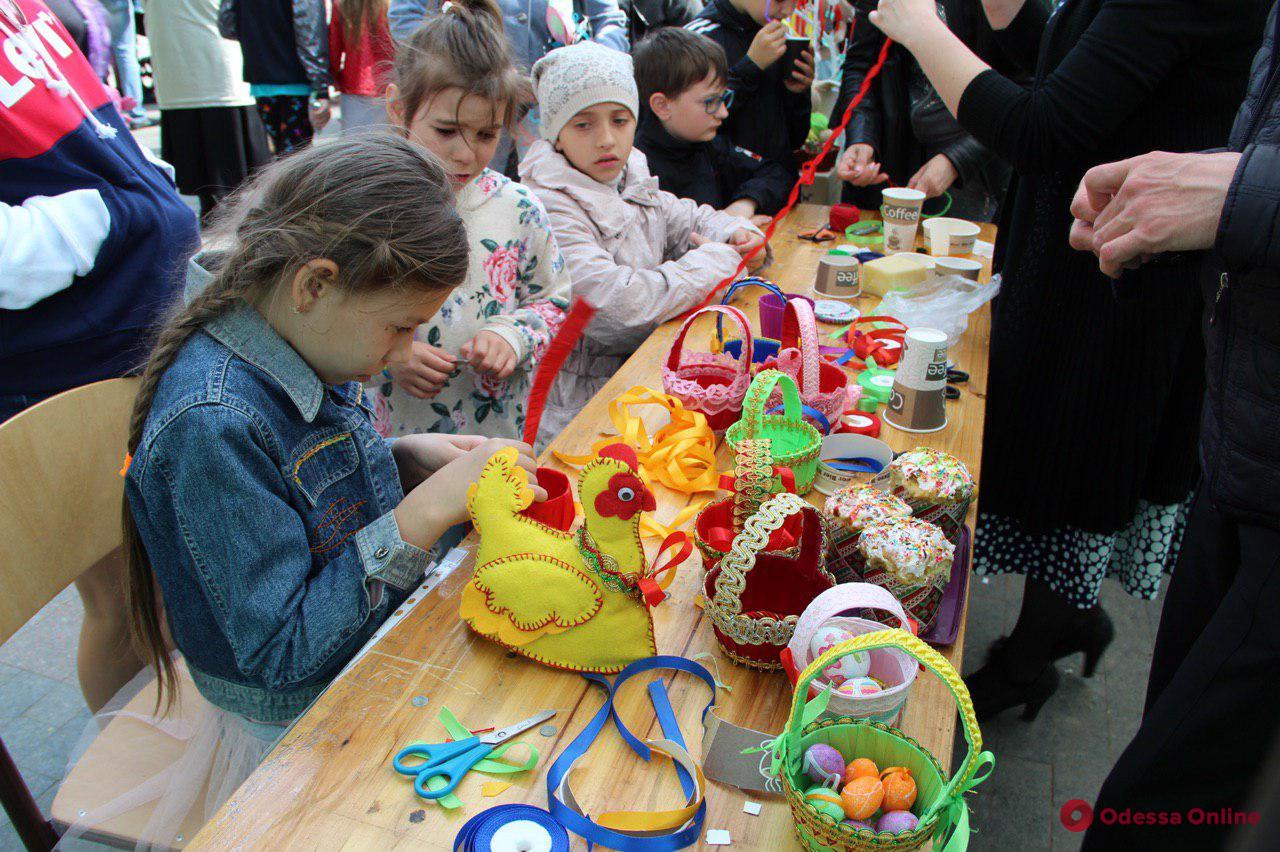 В центре Одессы прошел Пасхальный фестиваль (фото)