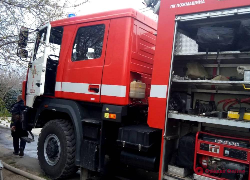 В центре Одессы тушили пожар
