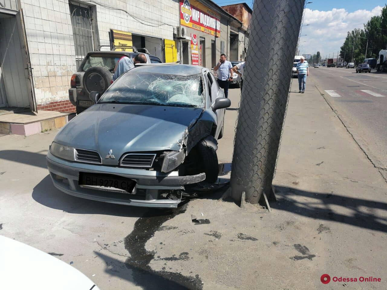 На Николаевской дороге сбили пешехода