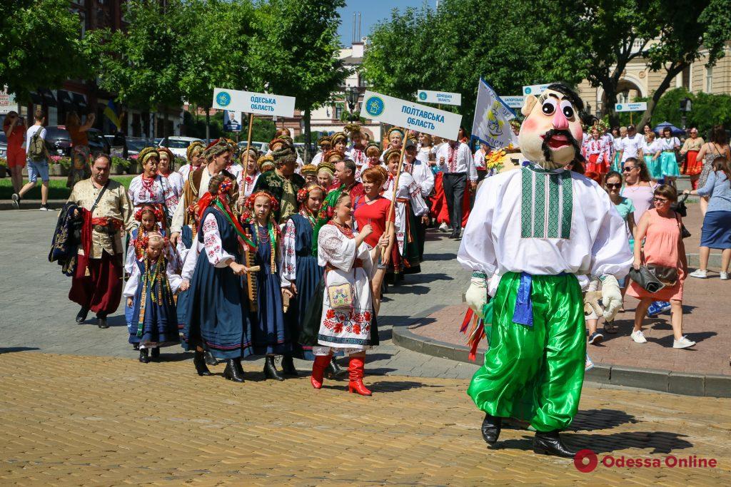 Гоголь, цыгане и казаки: в Одессе впервые проходит Сорочинская ярмарка (фото)