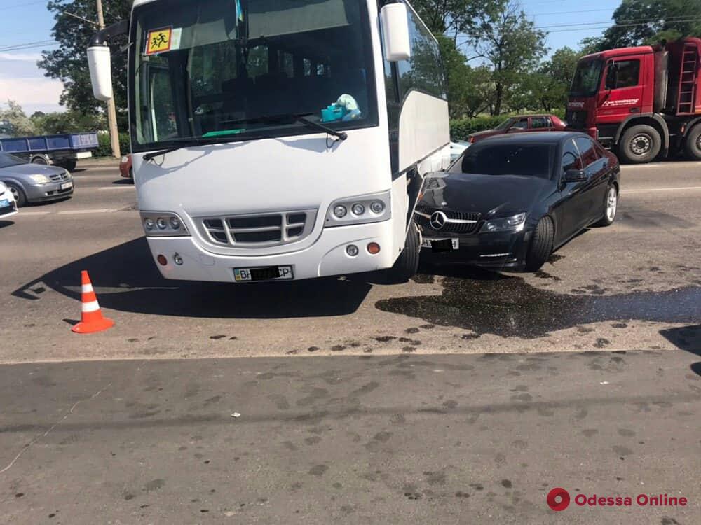В Одессе автобус с киевскими школьниками попал в ДТП (обновлено)
