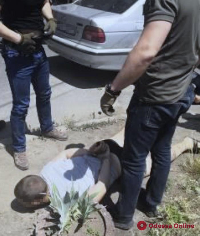 В Одессе «накрыли» группу торговцев огнестрельным оружием