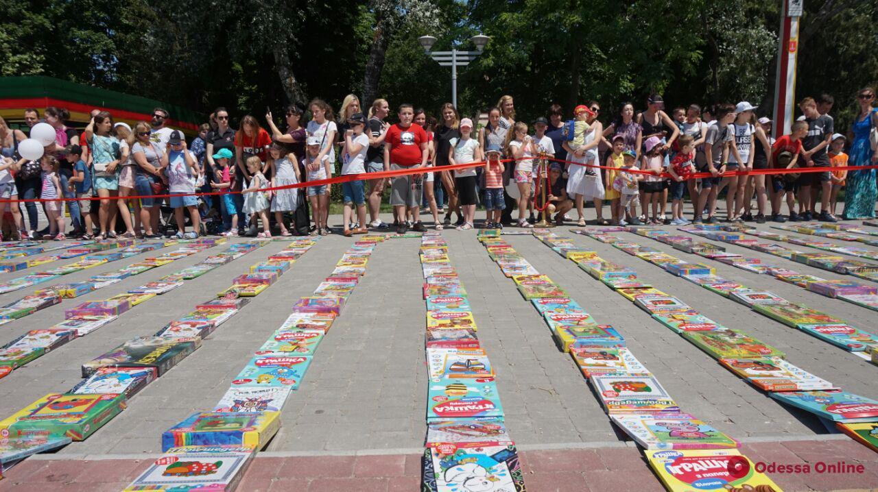 Вместо часа за пять минут: в парке Горького били рекорды и теряли детей (фото)