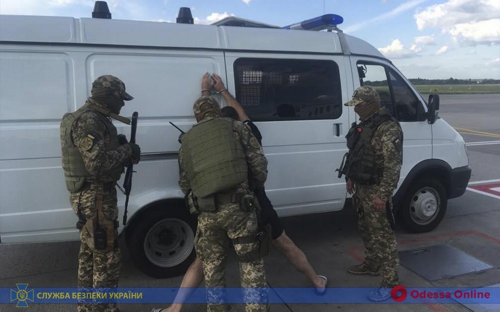 Скрывался восемь лет: СБУ задержала организатора контрабанды героина из Одесской области