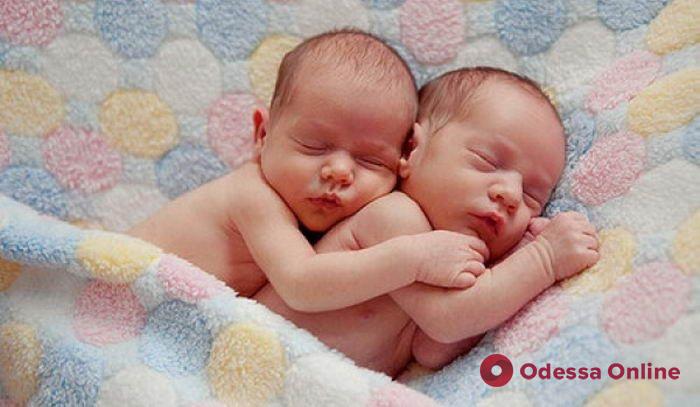 В Одессе на минувшей неделе родились три двойни и тройня