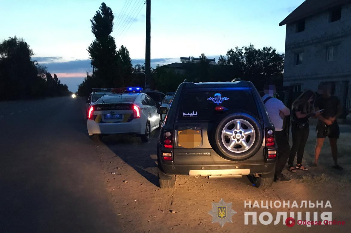 В Затоке несколько экипажей полиции ловили пьяного водителя