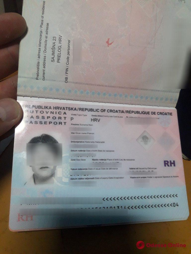 В Одесской области женщина с «двойным гражданством» пыталась подкупить пограничников