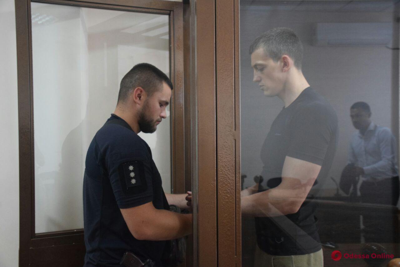 Одесский суд отправил в СИЗО охранника, убившего посетителя ночного клуба