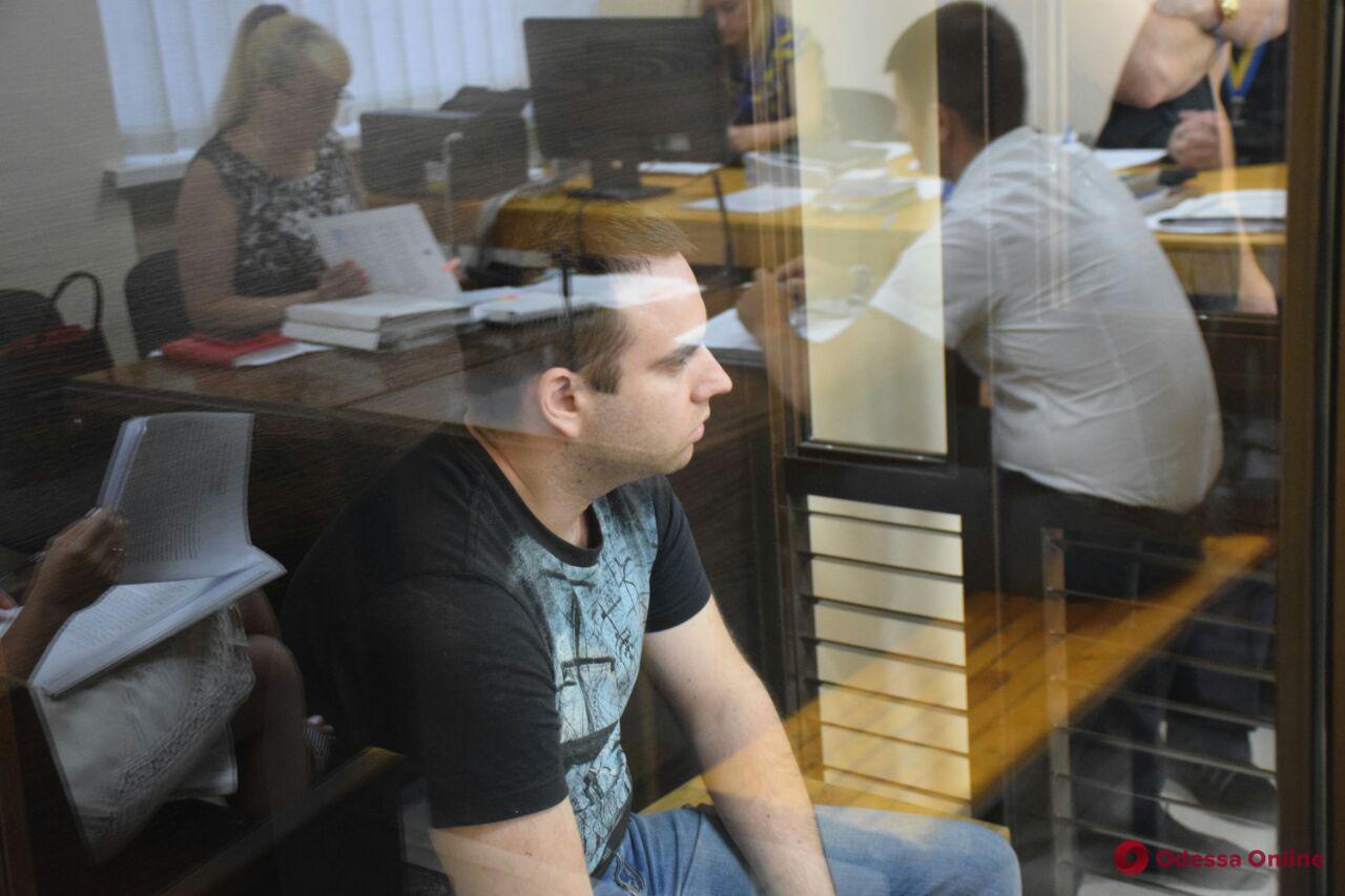 Две жизни: одесский суд приговорил виновника смертельного ДТП на Фонтане к пяти годам тюрьмы (видео)