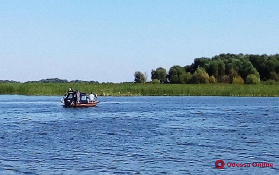 В Одесской области ищут утонувшего в пруду мужчину