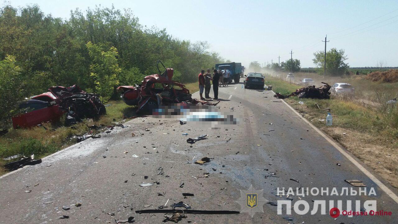 В Одесской области произошло тройное ДТП — погибли четыре человека