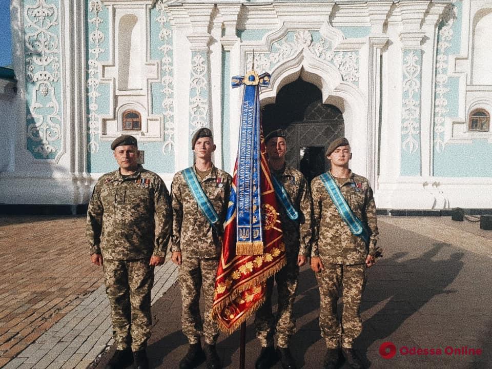 Одесской 28-й мехбригаде присвоили имя Рыцарей Зимнего похода