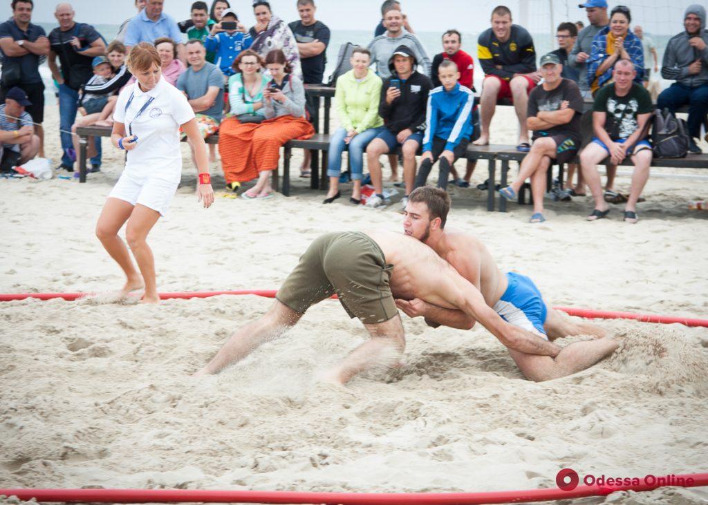 Пляжная борьба: в Одессе пройдут сразу два турнира мирового уровня