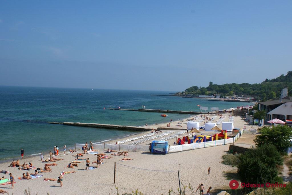 Одесситов просят не купаться на пяти пляжах