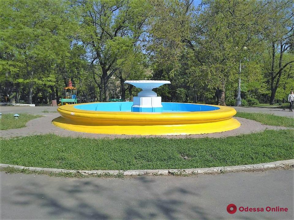 Вандалы повредили фонтан в парке Шевченко