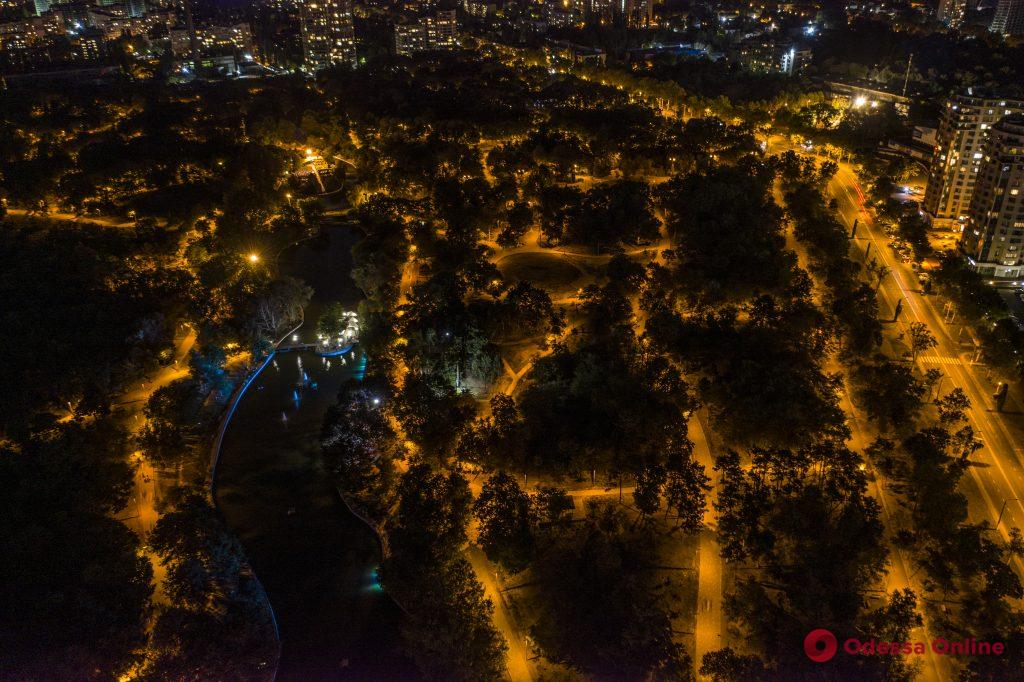 Ночная Одесса с высоты птичьего полета (фото)