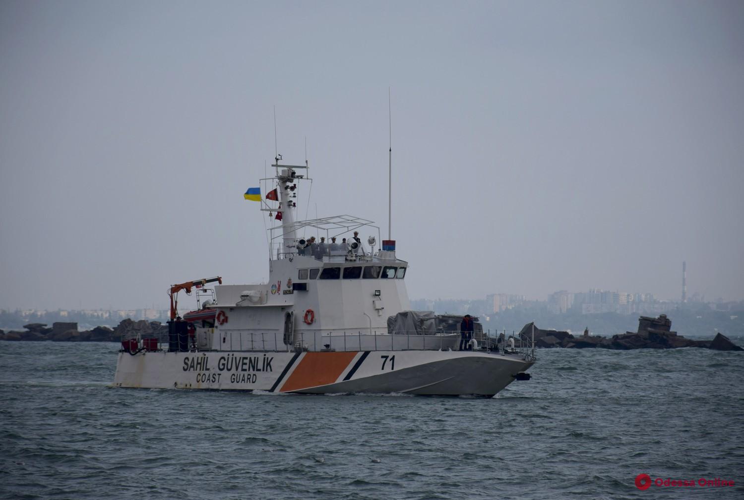 В Одессу с неофициальным визитом прибыл корабль береговой охраны Турции