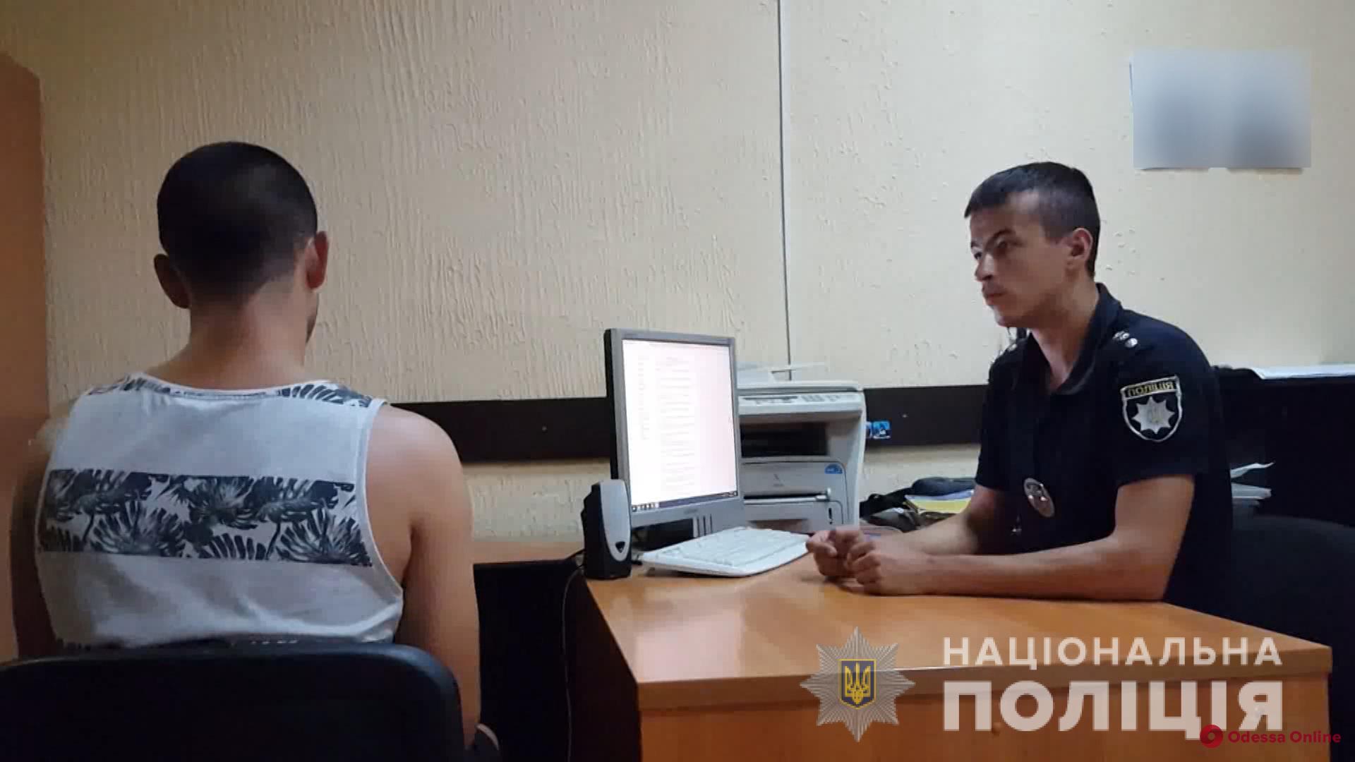В Одессе вооруженные разбойники в балаклавах напали на развлекательное заведение