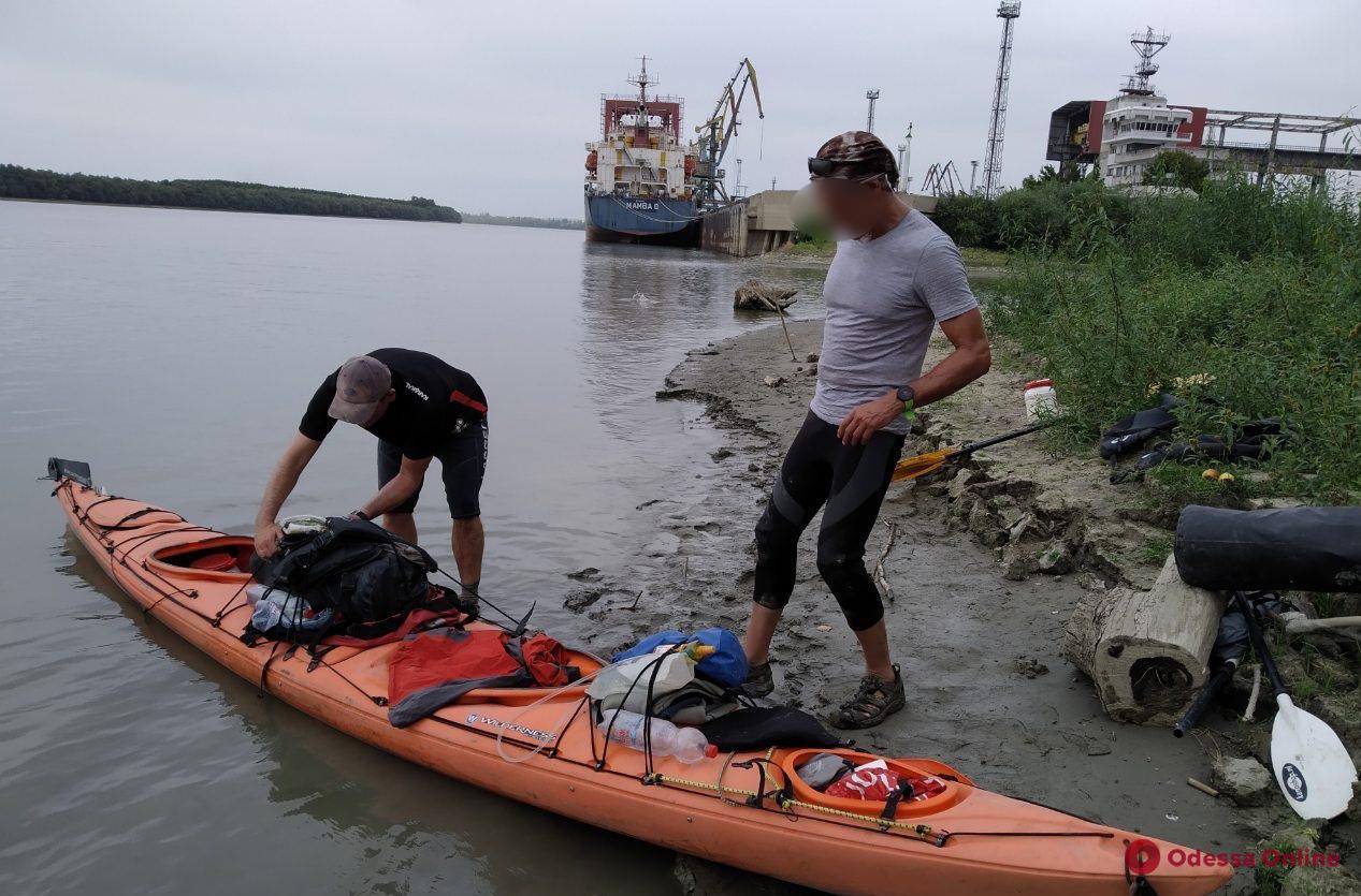 Одесская область: двое голландцев на каяке незаконно пересекли границу из-за кофе