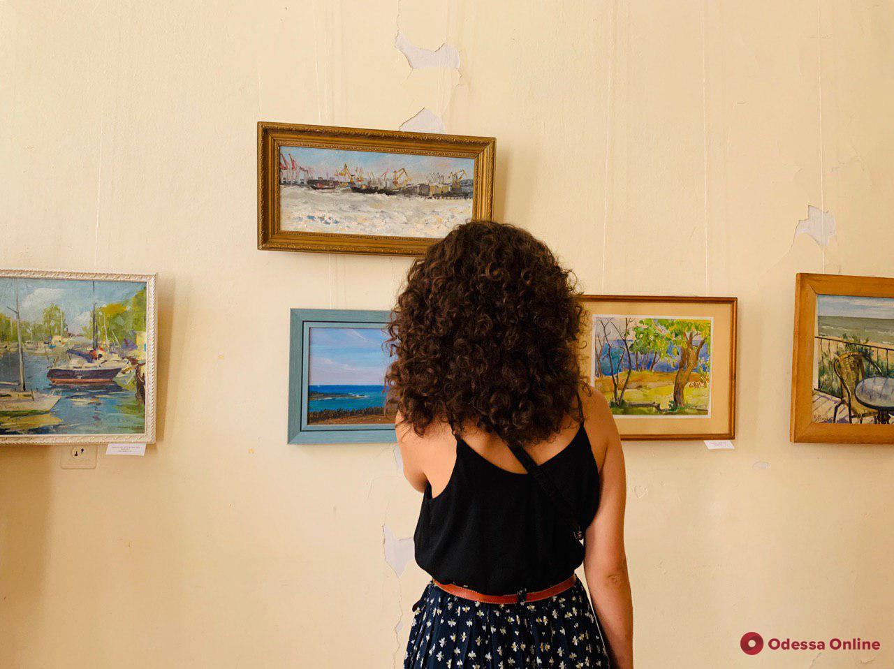В Одессе открылась международная выставка «Любимые просторы» (фото)