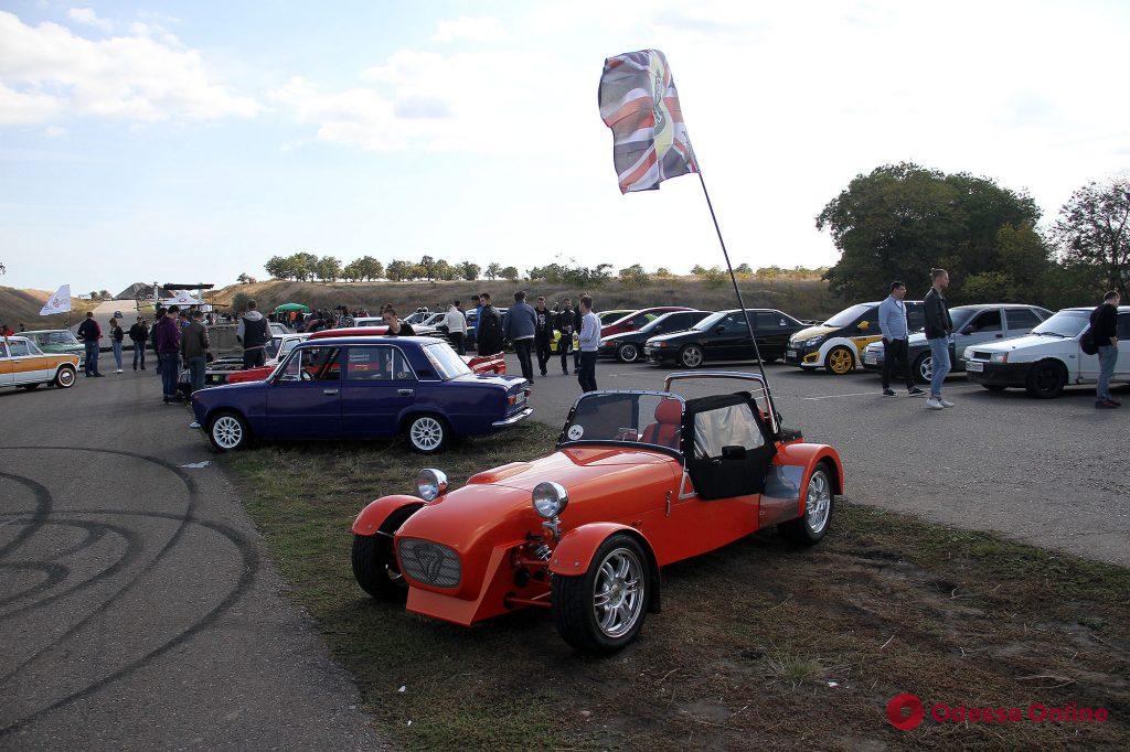 Под Одессой прошли гонки Base Race Days и выставка автомобилей (фото)