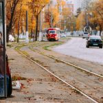 осень французский бульвар трамвай
