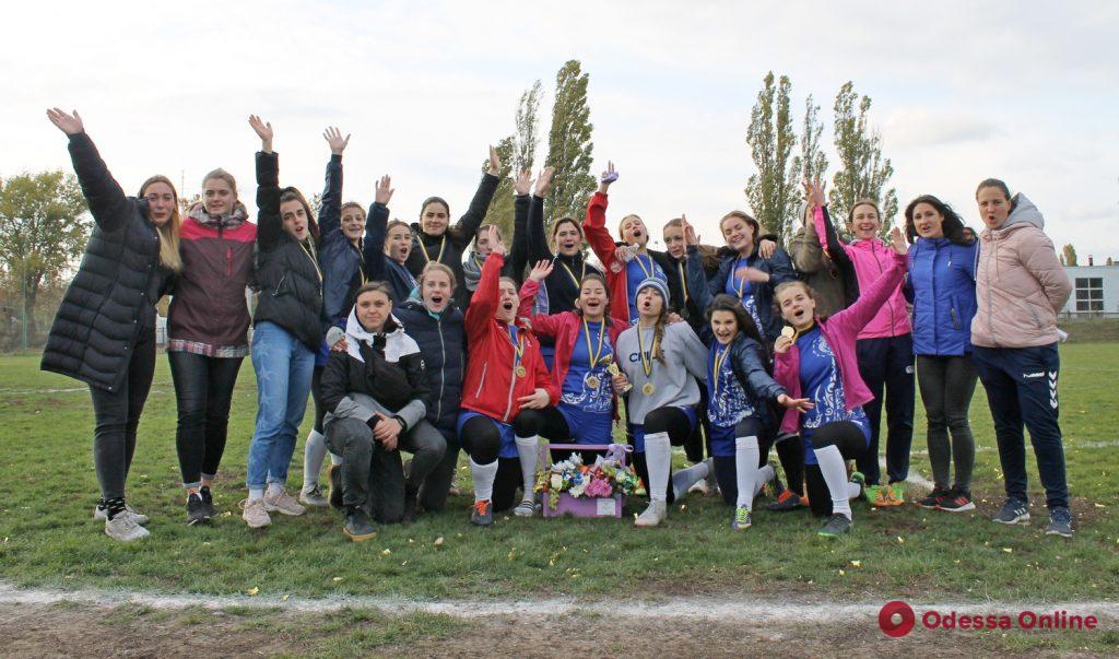 Регби-7: женская сборная Одессы завоевала «золото» молодежного чемпионата Украины